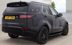 2017 Land Rover Discovery 2.0 Sd4 Hse Auto 4WD Euro 6 (s/s) 5dr in Grey — image 4