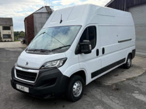 2021 Peugeot Boxer 2.2 Bluehdi 335 Professional L3 H3 Euro 6 (s/s) 5dr in White — image 6