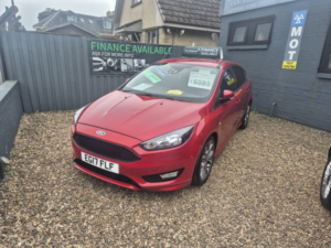 2017 Ford Focus 1.5 Tdci St-Line in Red — image 2
