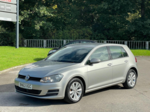 2013 Volkswagen Golf 1.6 Tdi Bluemotion Tech Se Euro 5 (s/s) 5dr in Silver — image 3