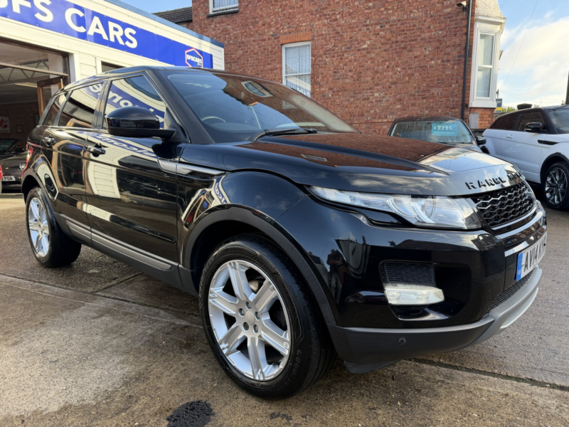 2014 Land Rover Range Rover Evoque 2.2 Sd4 Pure Tech in Black — image 1