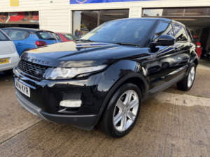 2014 Land Rover Range Rover Evoque 2.2 Sd4 Pure Tech in Black — image 3
