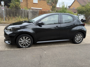 2023 Toyota Yaris 1.5 Vvt-H Icon in Black — image 2
