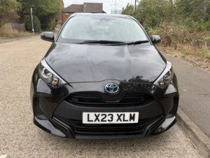 2023 Toyota Yaris 1.5 Vvt-H Icon in Black — image 3