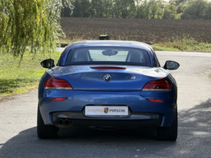 2015 BMW Z4 2.0 Z4 Sdrive20i M Sport Roadster in Blue — image 2