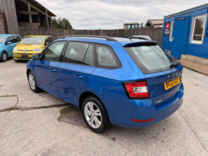 2022 Skoda Fabia 1.0 Tsi Se Euro 6 (s/s) 5dr in Blue — image 3