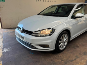 2017 Volkswagen Golf 2.0 Tdi Bluemotion Tech Gt DSG Euro 6 (s/s) 5dr in Silver — image 2