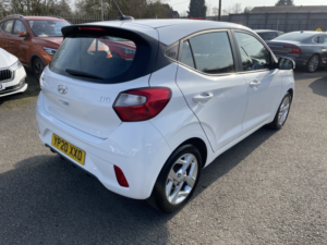 2020 Hyundai I10 1.0 I10 Se Connect 1.0 AMT in White — image 2