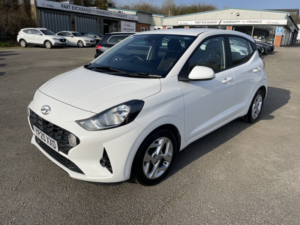 2020 Hyundai I10 1.0 I10 Se Connect 1.0 AMT in White — image 4