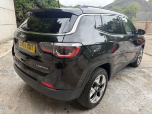 2020 Jeep Compass 2.0 Limited 2.0 Multijet Ii 140hp 4x4 in Black — image 5
