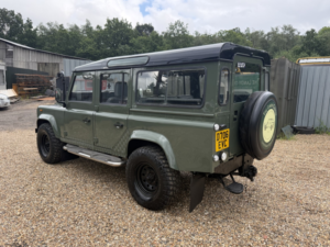 1987 Land Rover Defender 110 200tdi Engine Upgrade*amazing Chassis*tax&mot Exempt Soon*refurb in Green — image 4
