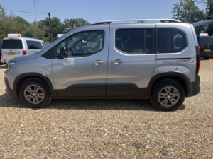 2022 Peugeot Rifter Wheelchair Accessible Vehicle Wav 1.5 Bluehdi Allure in Grey — image 6