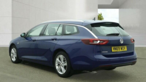 2019 Vauxhall Insignia 1.6 Turbo D Blueinjection Tech Line Nav Sports Tourer Euro 6 (s/s) 5dr in Blue — image 4