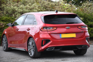 2020 Kia Ceed 1.4 T-Gdi Gt-Line S Hatchback 5dr Petrol Dct Euro 6 (s/s) (138 Bhp) in Red — image 3