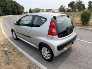 2009 Peugeot 107 1.0 12v Urban in Silver — image 3