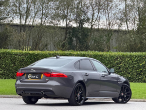 2016 Jaguar Xf 3.0d V6 S Auto Euro 6 (s/s) 4dr in Grey — image 3