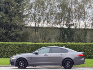 2016 Jaguar Xf 3.0d V6 S Auto Euro 6 (s/s) 4dr in Grey — image 4
