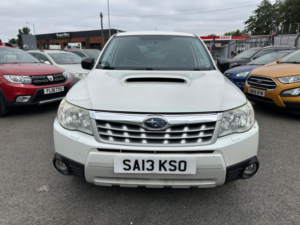 2013 Subaru Forester 2.0d X 4WD Euro 5 5dr in White — image 2