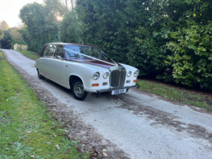 1980 Daimler Limousine 4.2 in Red — image 3