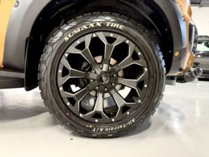 2019 Ford Ranger 2.0 Ecoblue Wildtrak Double Cab Pick Up Auto in Orange — image 3