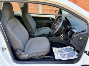 2012 Volkswagen Up! 1.0 Move Up! Euro 5 3dr in White — image 3