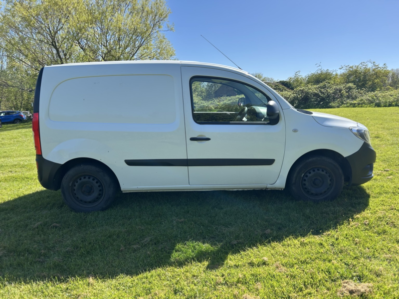 2018 Mercedes-Benz Citan 1.5 109 Cdi Blueefficiency in White — image 1