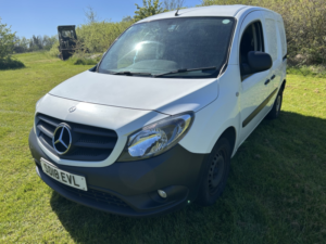 2018 Mercedes-Benz Citan 1.5 109 Cdi Blueefficiency in White — image 4