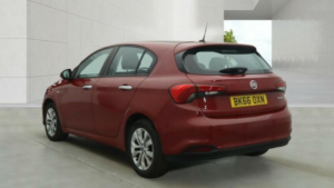 2016 Fiat Tipo 1.4 Mpi Easy Plus Euro 6 5dr in Red — image 4