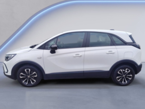 2022 Vauxhall Crossland 1.2 Se Edition SUV 5dr Petrol Manual Euro 6 (s/s) (83 Ps) in White — image 3