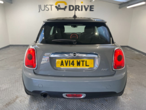 2014 MINI Hatch 1.2 One Hatchback 3dr Petrol Manual Euro 6 (s/s) (102 Ps) in Grey — image 4