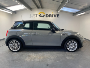 2014 MINI Hatch 1.2 One Hatchback 3dr Petrol Manual Euro 6 (s/s) (102 Ps) in Grey — image 6