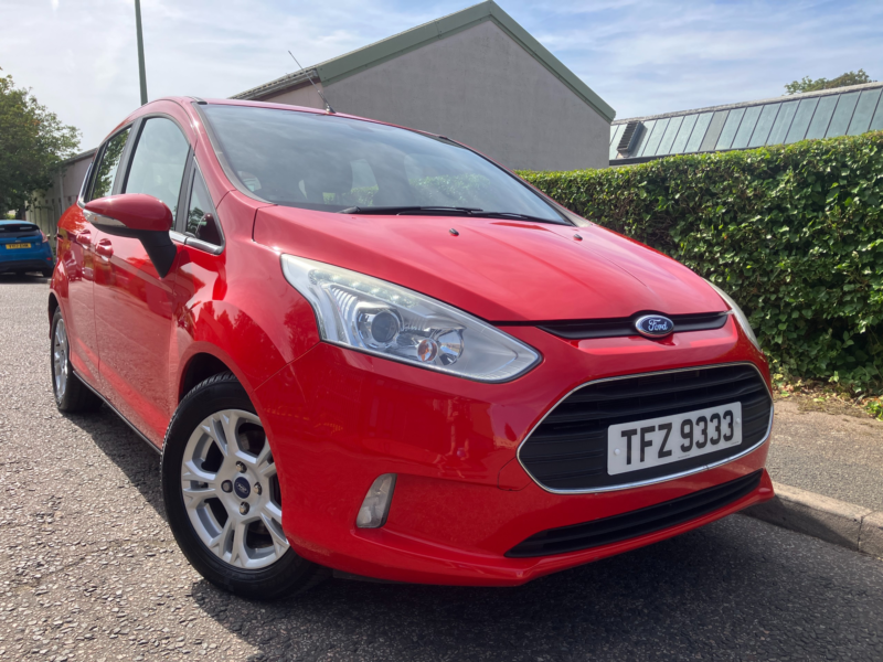 2014 Ford B-Max 1.5 Tdci Zetec MPV 5dr Diesel Manual Euro 5 (75 Ps) in Red — image 1