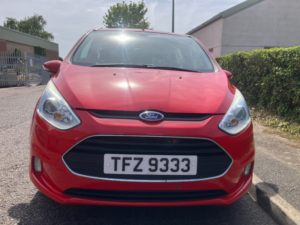2014 Ford B-Max 1.5 Tdci Zetec MPV 5dr Diesel Manual Euro 5 (75 Ps) in Red — image 2