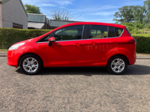 2014 Ford B-Max 1.5 Tdci Zetec MPV 5dr Diesel Manual Euro 5 (75 Ps) in Red — image 4