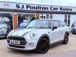 2017 MINI Hatch
