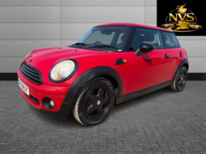 2009 MINI Hatch 1.6 Cooper Hatch in Red — image 3