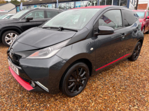 2018 Toyota Aygo 1.0 Vvt-I X-Press Euro 6 5dr in Grey — image 3