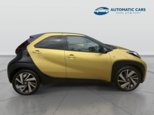 2023 Toyota Aygo X Vvt-I Edge in Gold — image 5