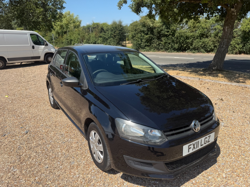 2011 Volkswagen Polo 1.2 S Hatchback 5dr Petrol Manual Euro 5 (a/c) (60 Ps) in Black — image 1
