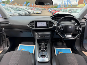 2020 Peugeot 308 1.5 Bluehdi Allure Eat Euro 6 (s/s) 5dr in Grey — image 2