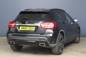 2015 Mercedes-Benz Gla 2.0 Gla250 Amg Line 7g-Dct 4matic Euro 6 (s/s) 5dr in Black — image 6