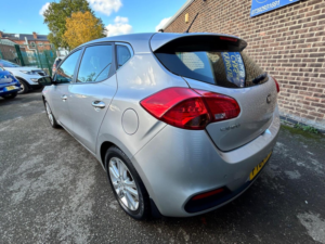 2014 Kia Ceed 1.4 2 Euro 5 5dr in Silver — image 4