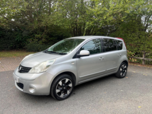 2013 Nissan Note 1.4 16v N-Tec+ Euro 5 5dr in Silver — image 3