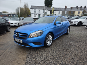2015 Mercedes-Benz A Class 1.5 A180 Cdi Se in Blue — image 3
