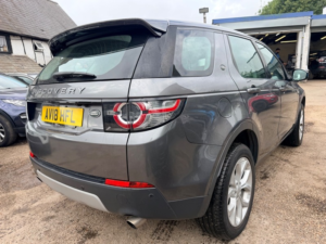 2018 Land Rover Discovery Sport Td4 Hse in Grey — image 6