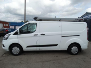 2021 Ford Transit Custom 2.0 300 Ecoblue Trend L2 H1 Euro 6 (s/s) 5dr in White — image 4