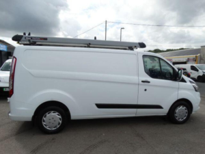 2021 Ford Transit Custom 2.0 300 Ecoblue Trend L2 H1 Euro 6 (s/s) 5dr in White — image 5