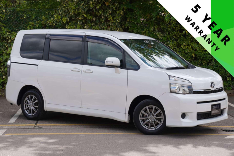 2012 Toyota Voxy X L Edition 5dr 8 Seats in White — image 1