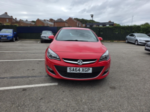 2014 Vauxhall Astra 1.6 16v Sri in Red — image 2