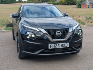 2025 Nissan Juke Dig-T N-Connecta Dct in Black — image 2